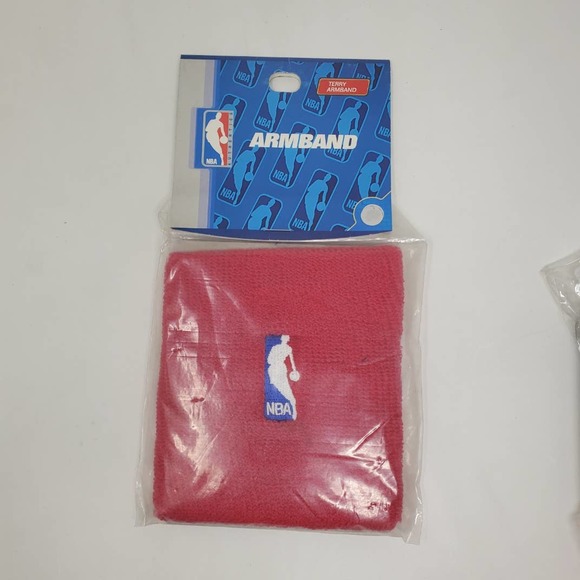 Vintage NBA Logo Arm Band NEW - Red - Picture 1 of 2